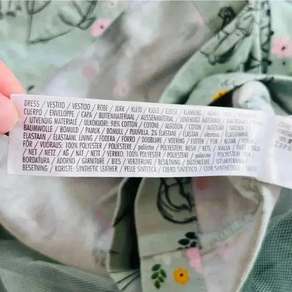 Disney Animators' Collection Princess Dress Size 5/6Y - Picture 12 of 13